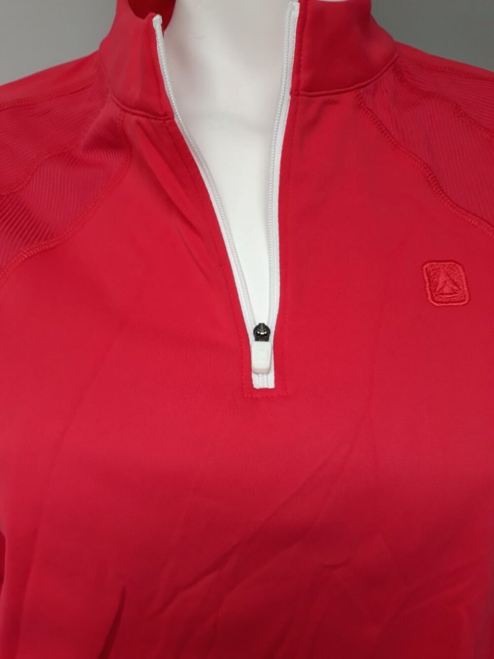 FootJoy Women's Golf Pull Over Shirt Red Size S NEW WITH TAGS! - Picture 3 of 7